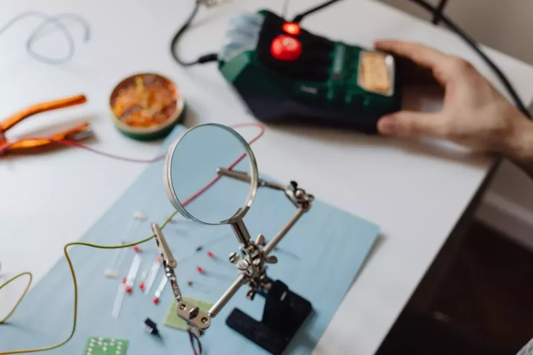 Nowe trendy i innowacje w podzespołach energoelektroniki